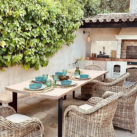 Haus Villa *